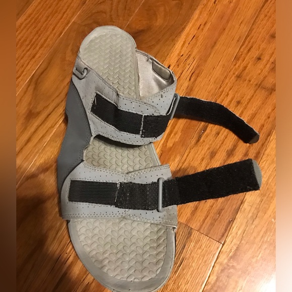 Men’s size 14 slip on sandals. the north face. Pre worn, plenty of tread left. - Picture 4 of 7